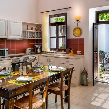 Amalia * Λίνδος